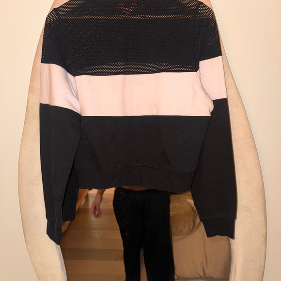 Guess Los Angeles Cropped Sweatshirt – Mesh Detail | Size M - Picture 2 of 3